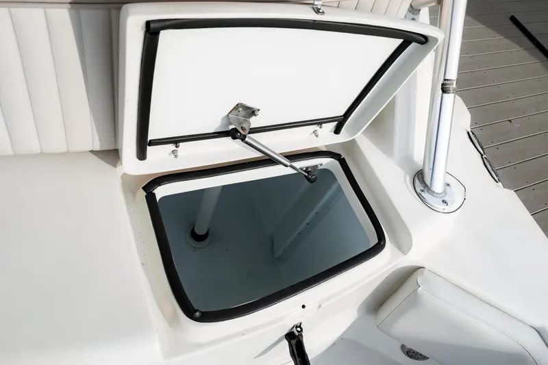 Slide: The Image of Grady-White 33 2003 - 6026905