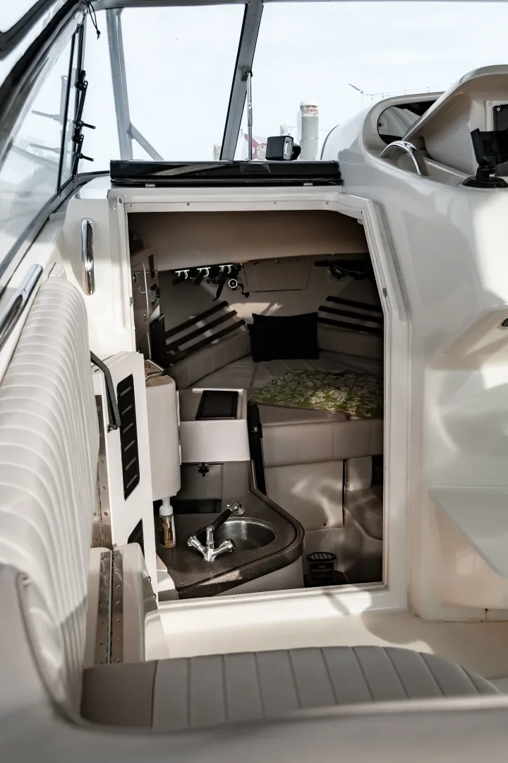 Slide: The Image of Grady-White 33 2003 - 6026914