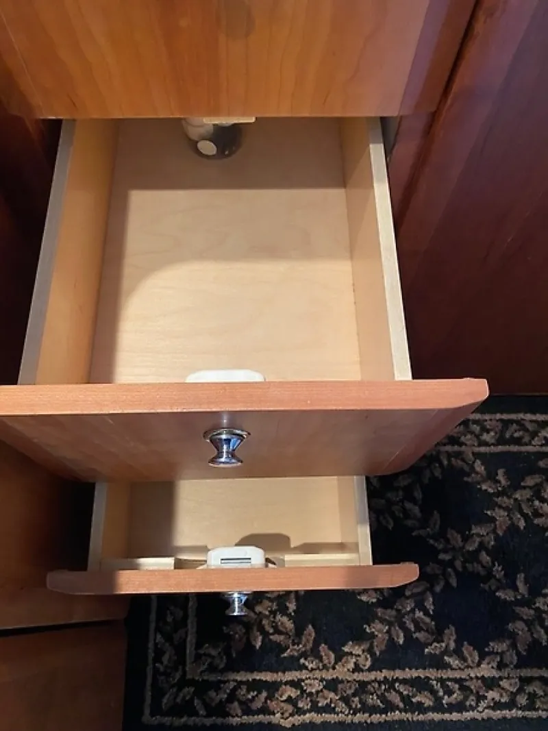 Slide: The Image of 0005633175 - 6027296