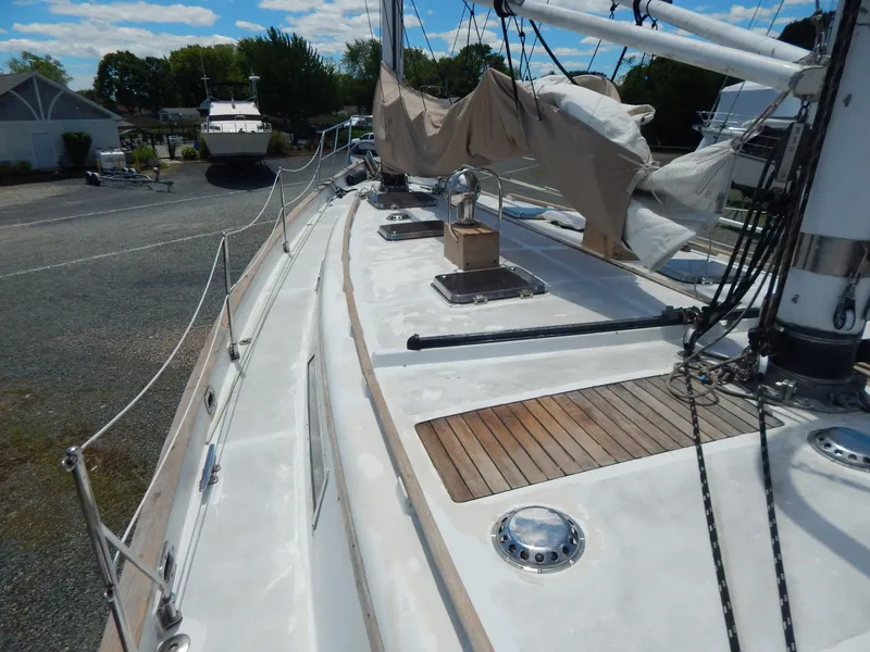 Slide: The Image of Tanton 45 Cat Ketch 1988 - 6481078