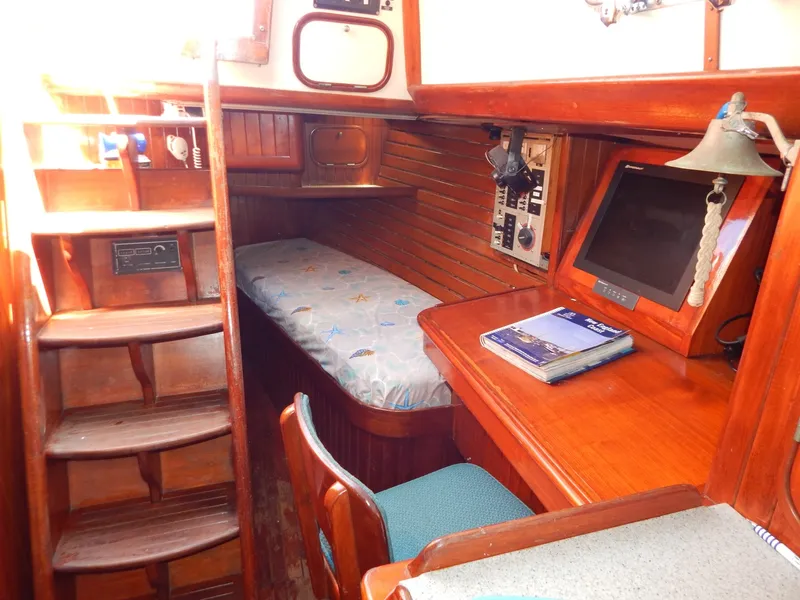 Slide: The Image of Tanton 45 Cat Ketch 1988 - 6087456