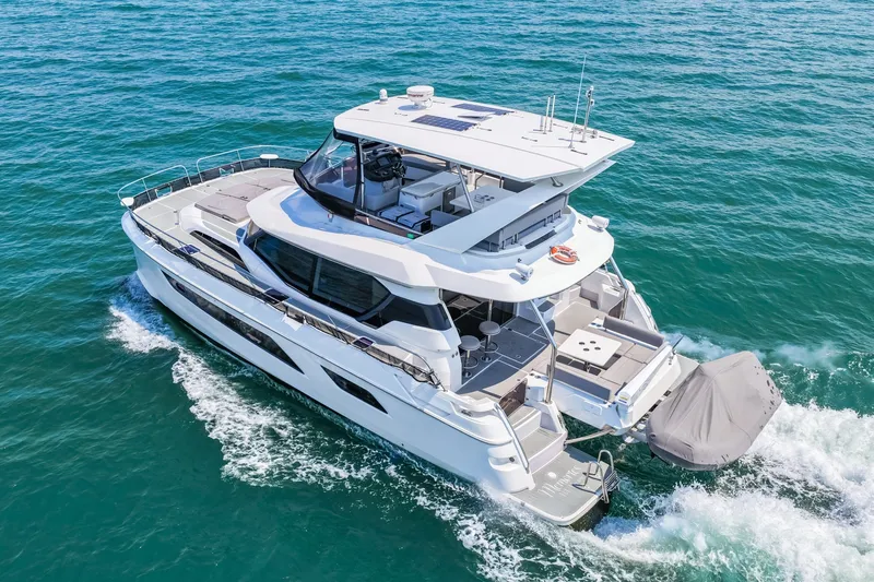 Slide: The Image of 2021 44 Aquila MY Memories Not Dreams Port Profile - 6044001