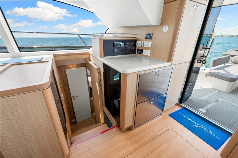 Slide: The Image of 2021 44 Aquila MY Memories Not Dreams Master Stateroom  - 6043794