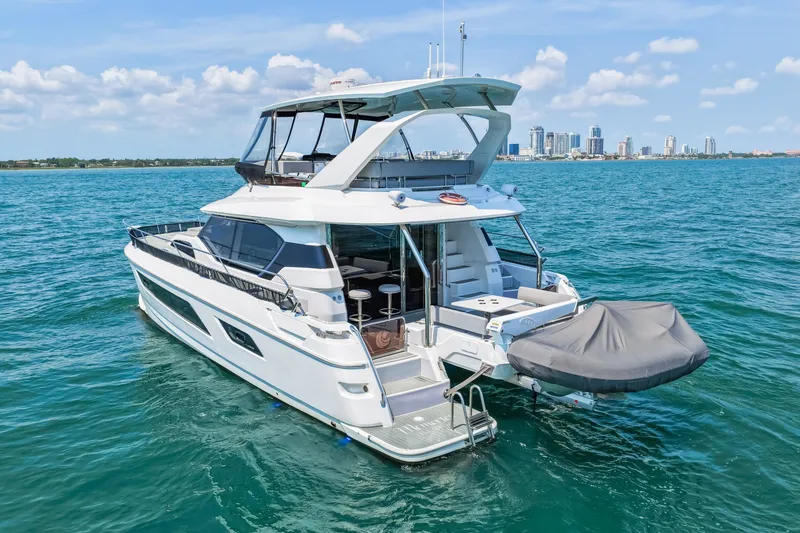 Slide: The Image of 2021 44 Aquila MY Memories Not Dreams Port Profile - 6043943