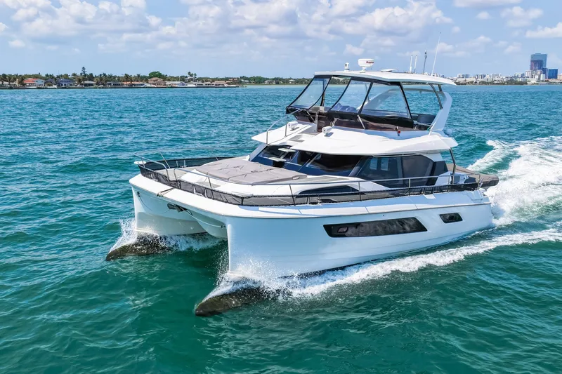 Slide: The Image of 2021 44 Aquila MY Memories Not Dreams Port Profile - 6043973