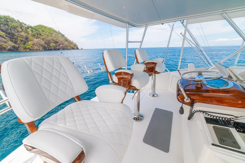 Slide: The Image of 60 Viking Convertible 2012 "Contango" - 6094910