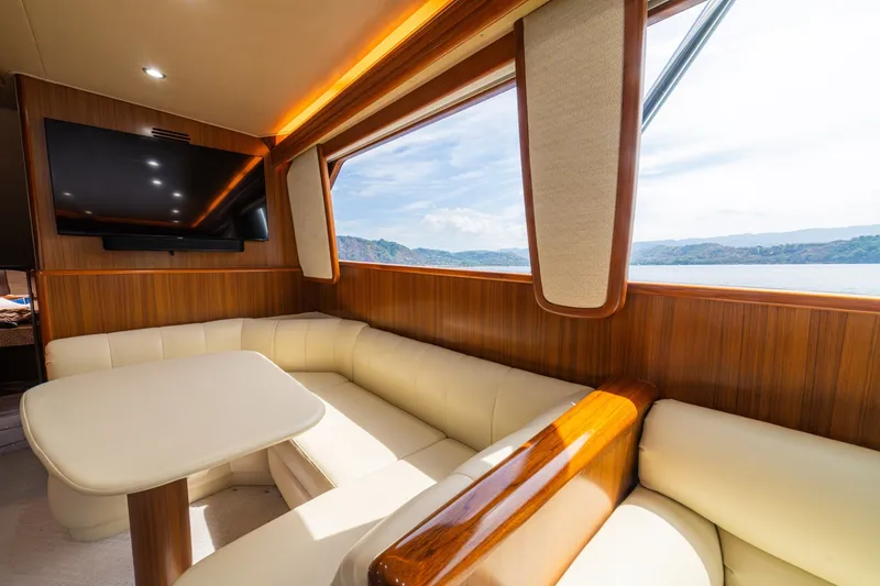 Slide: The Image of 60 Viking Convertible 2012 "Contango" - 6094921