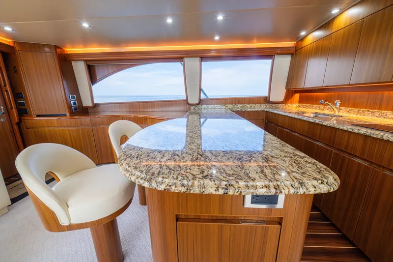 Slide: The Image of 60 Viking Convertible 2012 "Contango" - 6094923