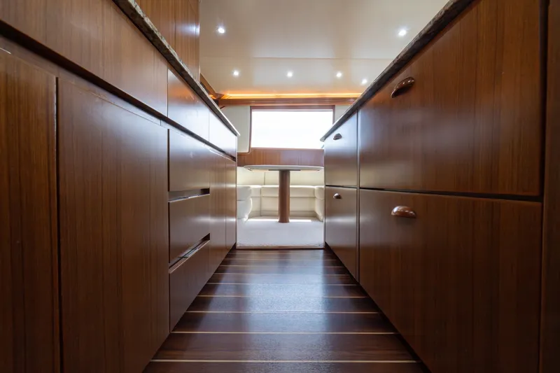 Slide: The Image of 60 Viking Convertible 2012 "Contango" - 6094928