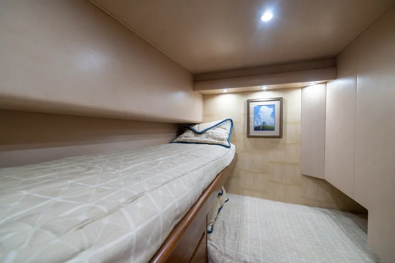 Slide: The Image of 60 Viking Convertible 2012 "Contango" - 6419440
