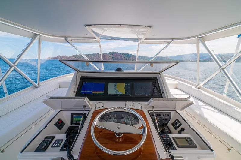 Slide: The Image of 60 Viking Convertible 2012 "Contango" - 6094900