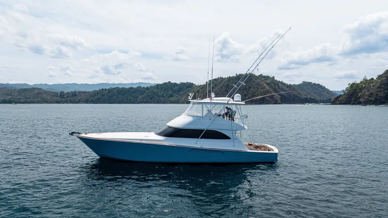 Slide: The Image of 60 Viking Convertible 2012 "Contango" - 6419481
