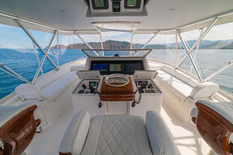 Slide: The Image of 60 Viking Convertible 2012 "Contango" - 6419387