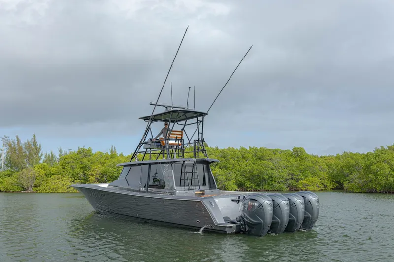 Slide: The Image of Gulf 52 2017 - 6031094