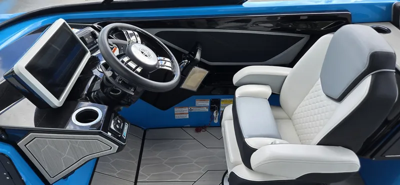 Slide: The Image of Yamaha 255XD 2022 - 6028263