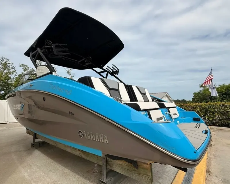 Slide: The Image of Yamaha 255XD 2022 - 6028285