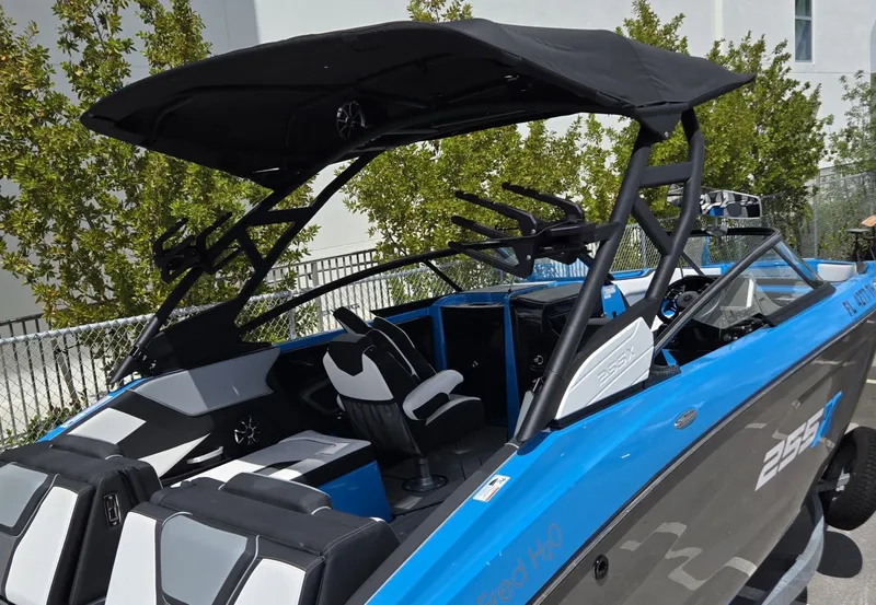 Slide: The Image of Yamaha 255XD 2022 - 6028246