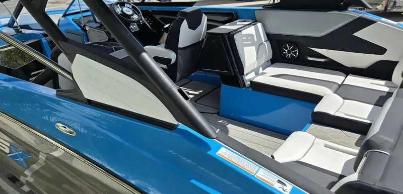 Slide: The Image of Yamaha 255XD 2022 - 6028249