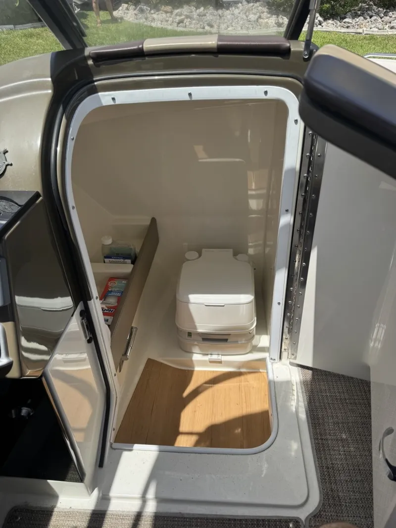 Slide: The Image of 11 Head - 6041964