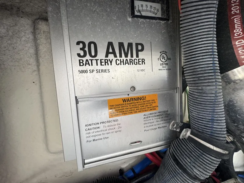 Slide: The Image of 24 Charger 30A - 6041976