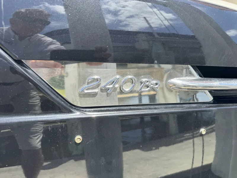 Slide: The Image of 31 240BR Badge - 6041983