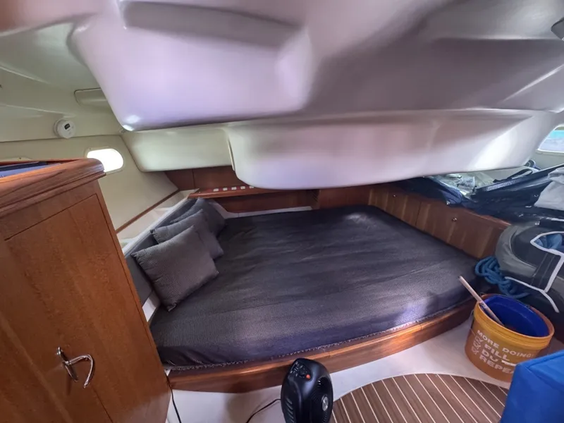 Slide: The Image of Hunter 38 2004 - 6028400