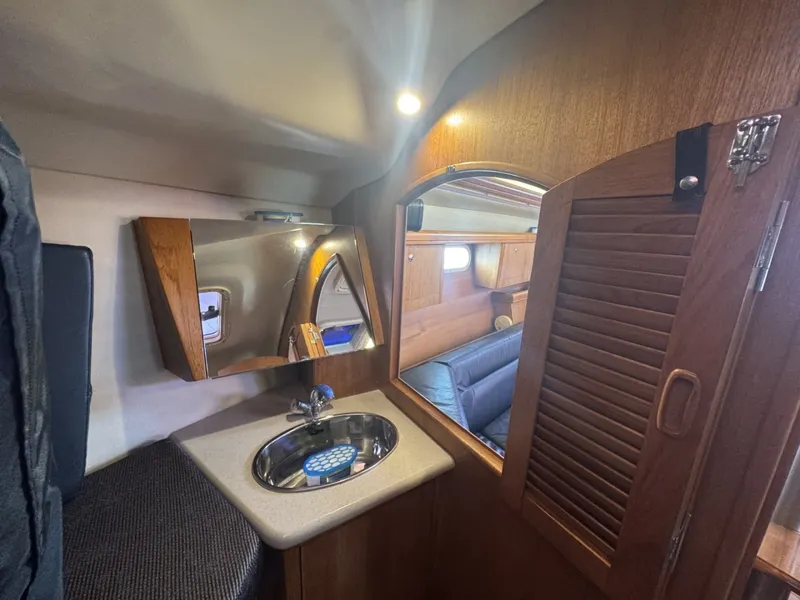 Slide: The Image of Hunter 38 2004 - 6028405