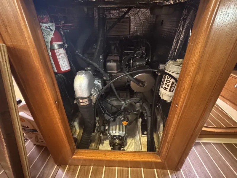 Slide: The Image of Hunter 38 2004 - 6028409