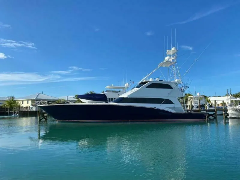 Slide: The Image of Sea Force IX Enclosed Flybridge 2005 - 7381551