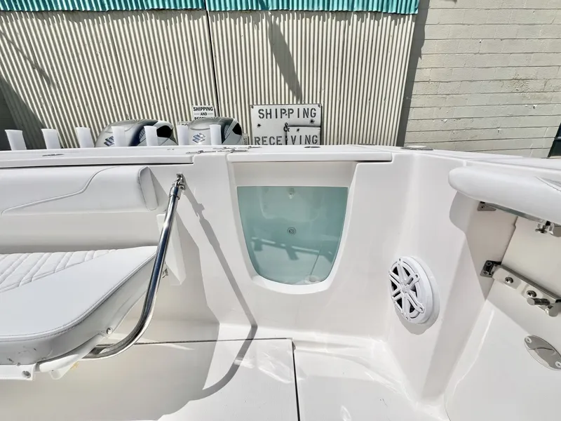 Slide: The Image of Stamas 33T Aventura 2026 - 6028673