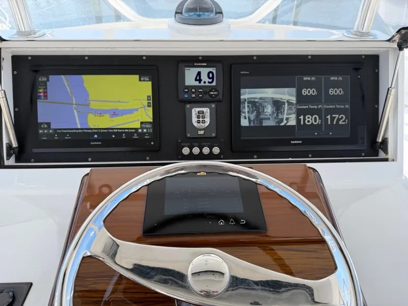 Slide: The Image of Custom Carolina Hudson 2004 - 6029116