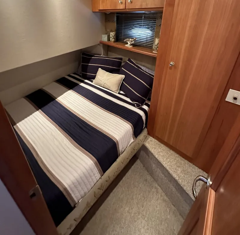 Slide: The Image of Silverton Convertible 2001 - 6029330