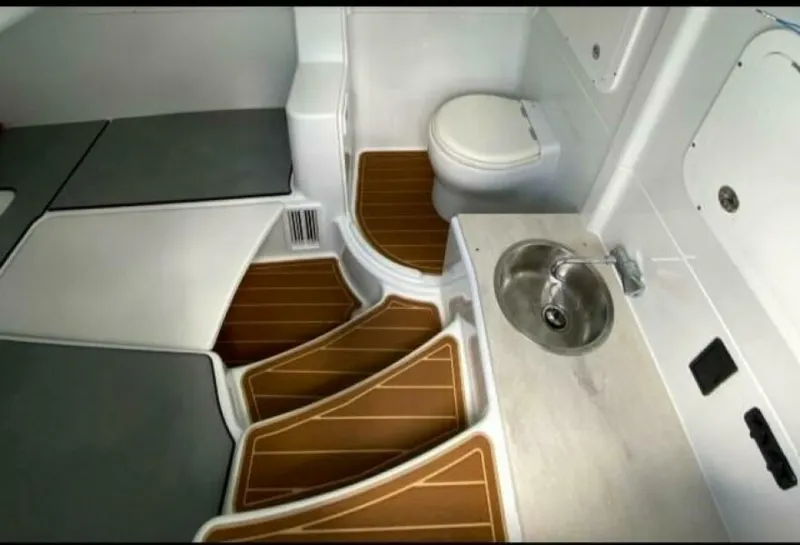 Slide: The Image of Yellowfin 42 Offshore 2019 - 6029619