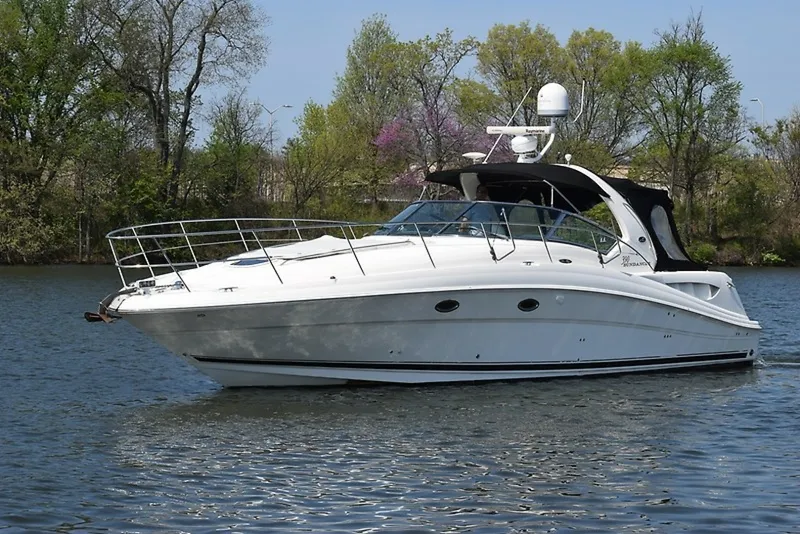 The Image of Sea Ray 390 Sundancer 2004 - 6030060