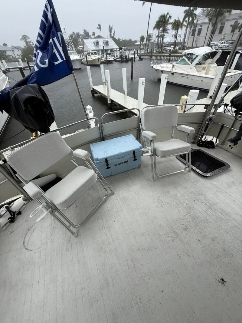 Slide: The Image of President 35 Double Cabin 1988 - 6030167