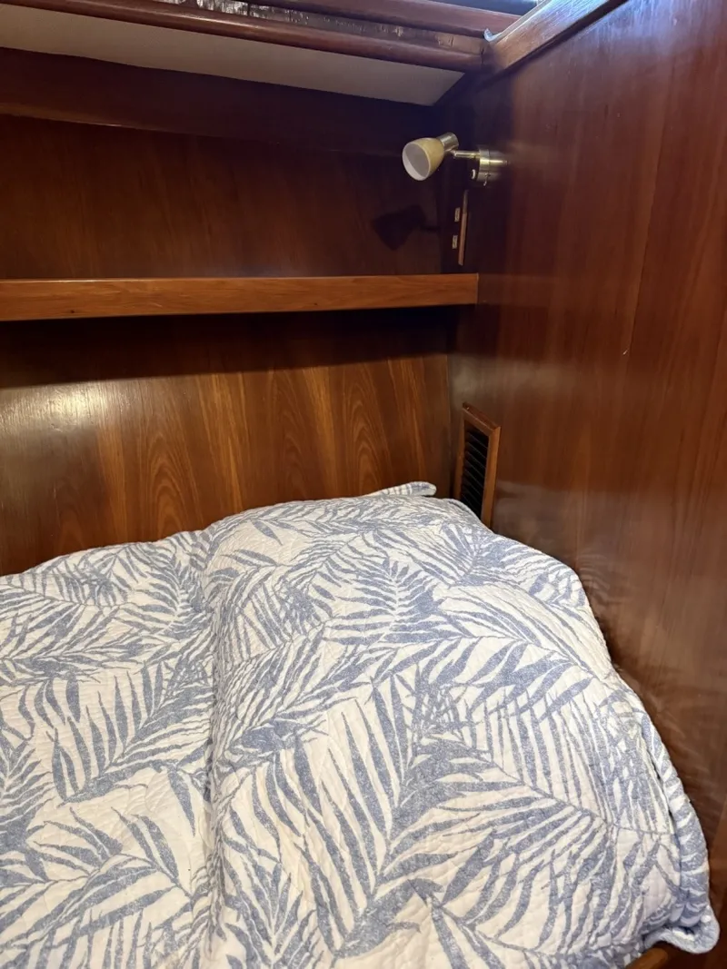 Slide: The Image of President 35 Double Cabin 1988 - 6030172