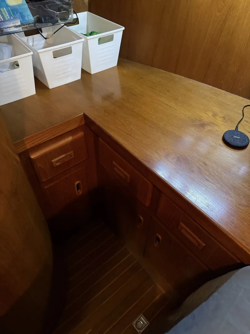 Slide: The Image of President 35 Double Cabin 1988 - 6030279