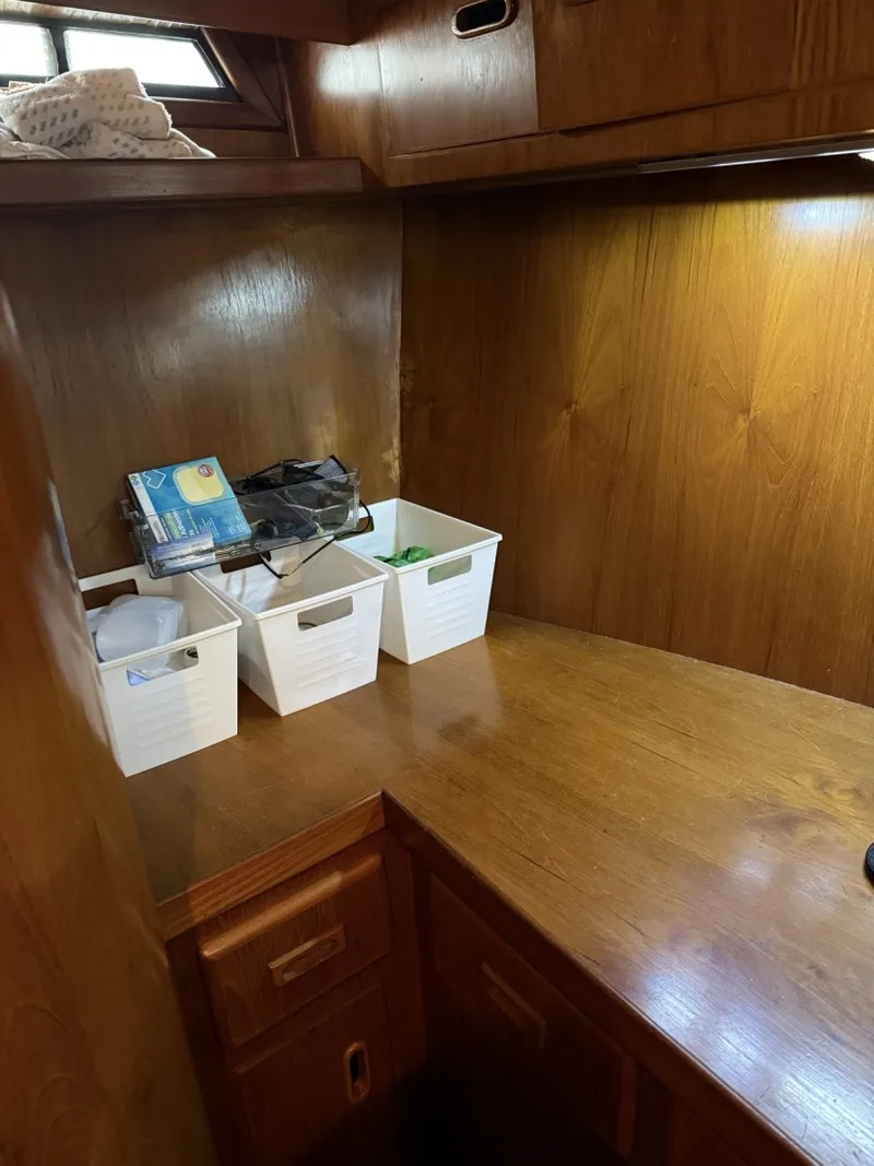 Slide: The Image of President 35 Double Cabin 1988 - 6030280