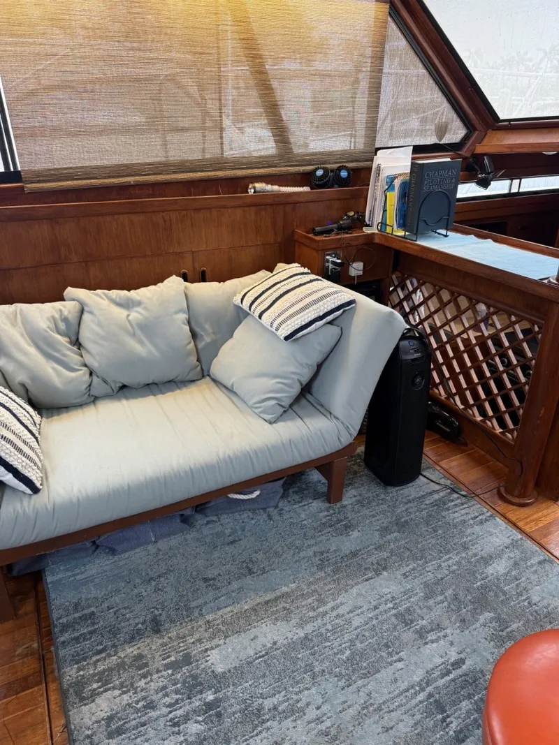 Slide: The Image of President 35 Double Cabin 1988 - 6030288