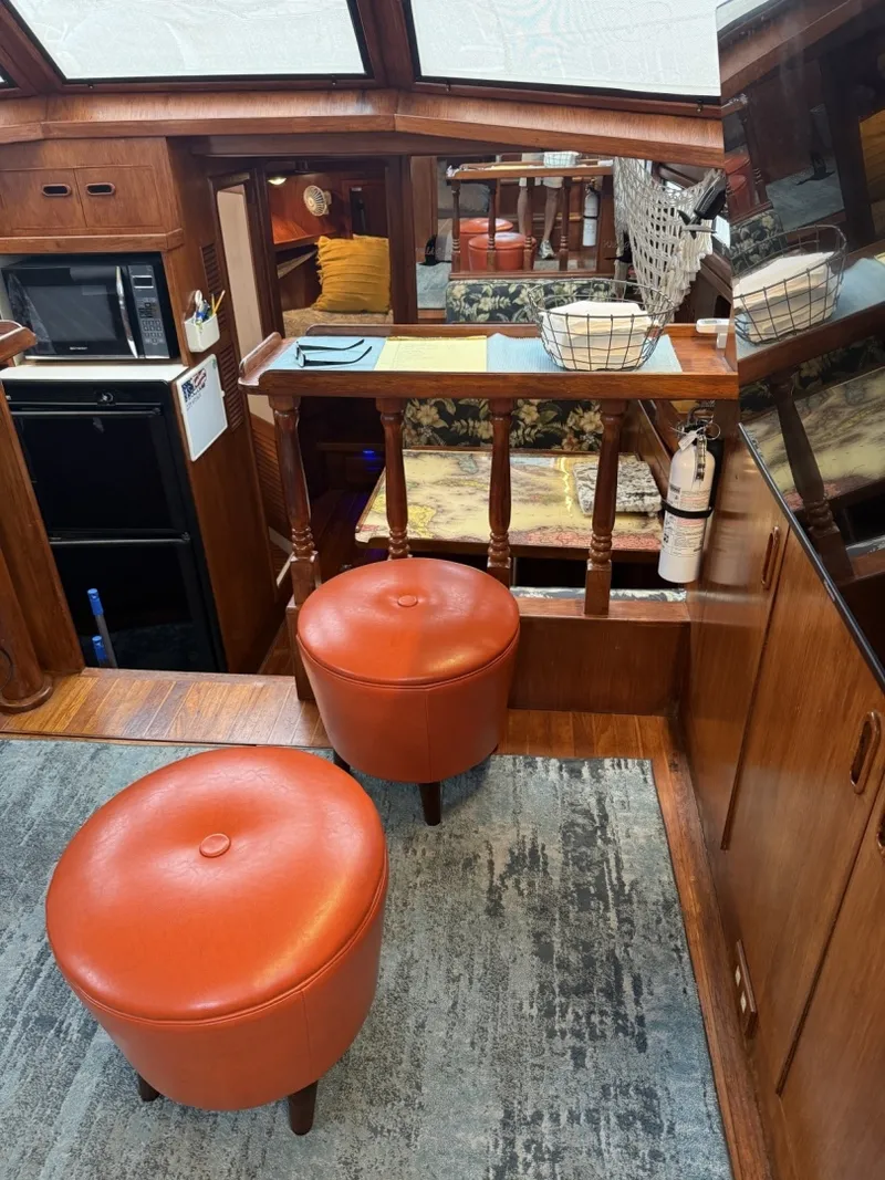 Slide: The Image of President 35 Double Cabin 1988 - 6030290