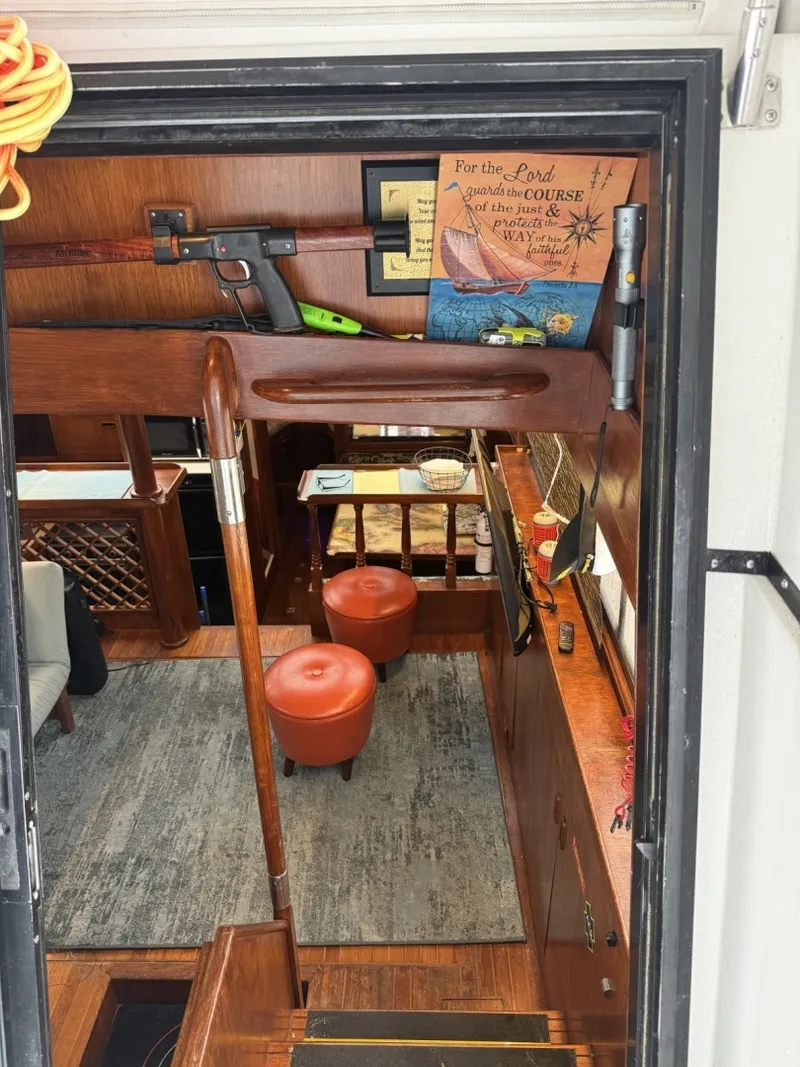 Slide: The Image of President 35 Double Cabin 1988 - 6030292