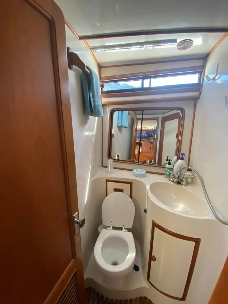 Slide: The Image of President 35 Double Cabin 1988 - 6030293