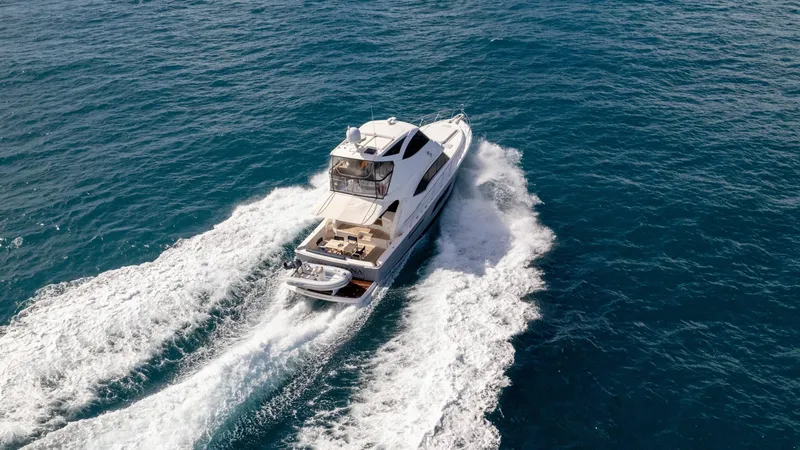 Slide: The Image of Riviera 53 Enclosed Bridge 2015 - 6030317