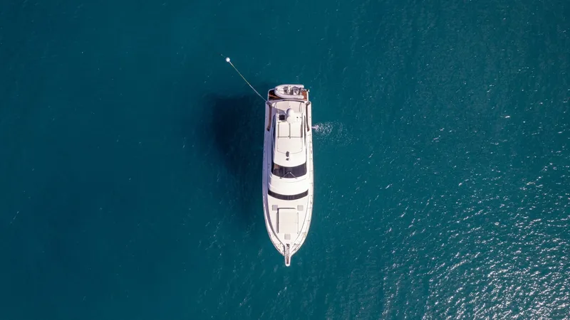 Slide: The Image of Riviera 53 Enclosed Bridge 2015 - 6030301