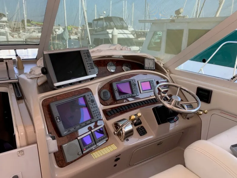Slide: The Image of Sea Ray 390 Motor Yacht 2004 - 6030199