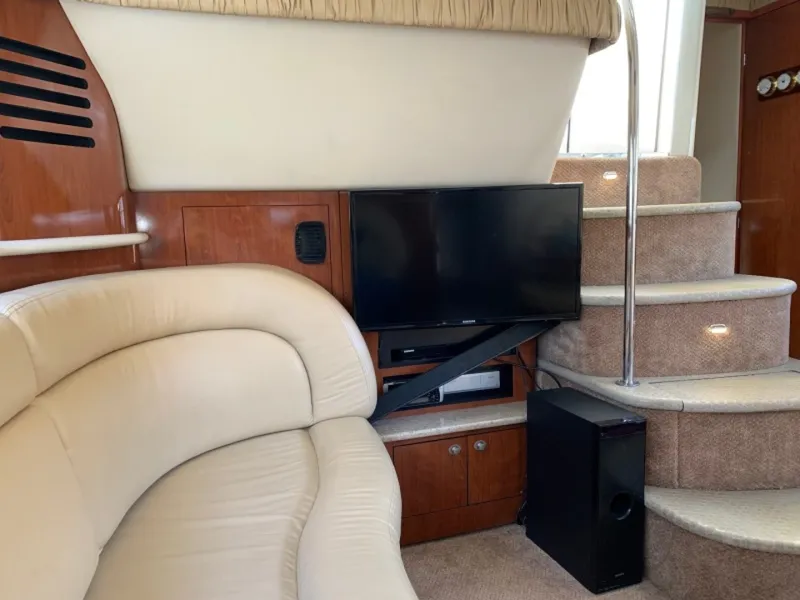 Slide: The Image of Sea Ray 390 Motor Yacht 2004 - 6030225