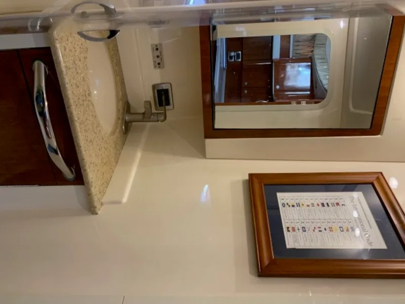 Slide: The Image of Sea Ray 390 Motor Yacht 2004 - 6030261