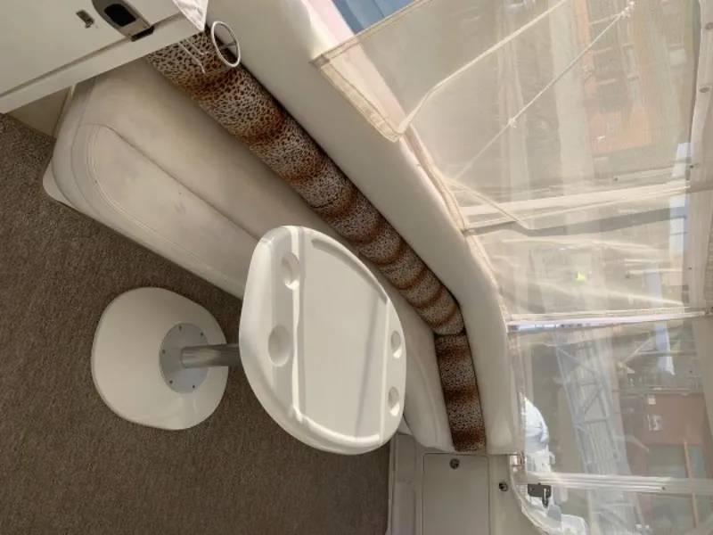 Slide: The Image of Sea Ray 42 2004 - 6030192