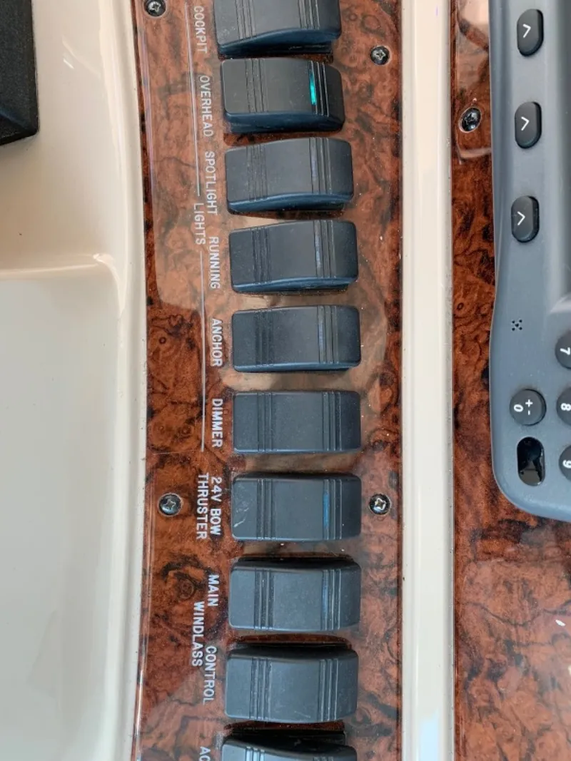 Slide: The Image of Sea Ray 42 2004 - 6030214