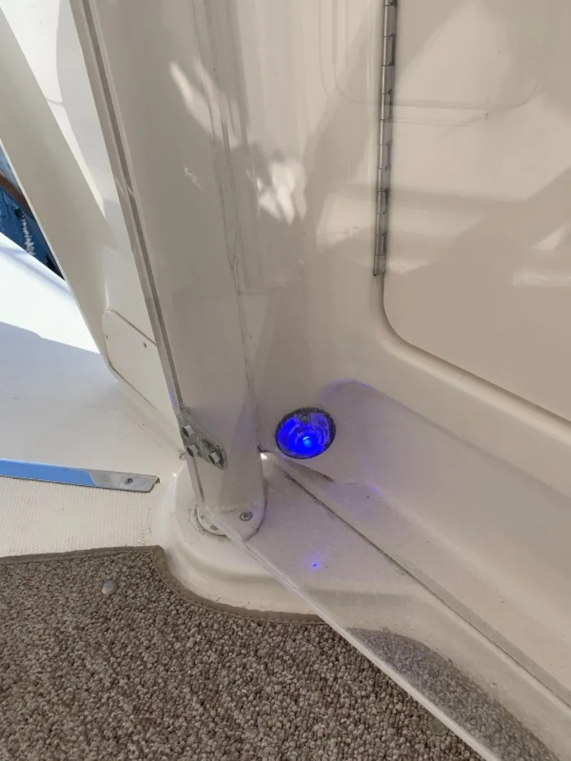 Slide: The Image of Sea Ray 42 2004 - 6030270